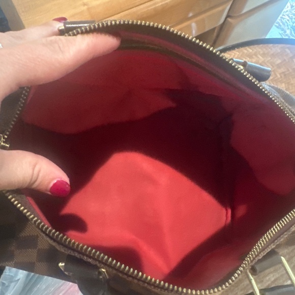 Louis Vuitton Damier Speedy - Picture 7 of 9